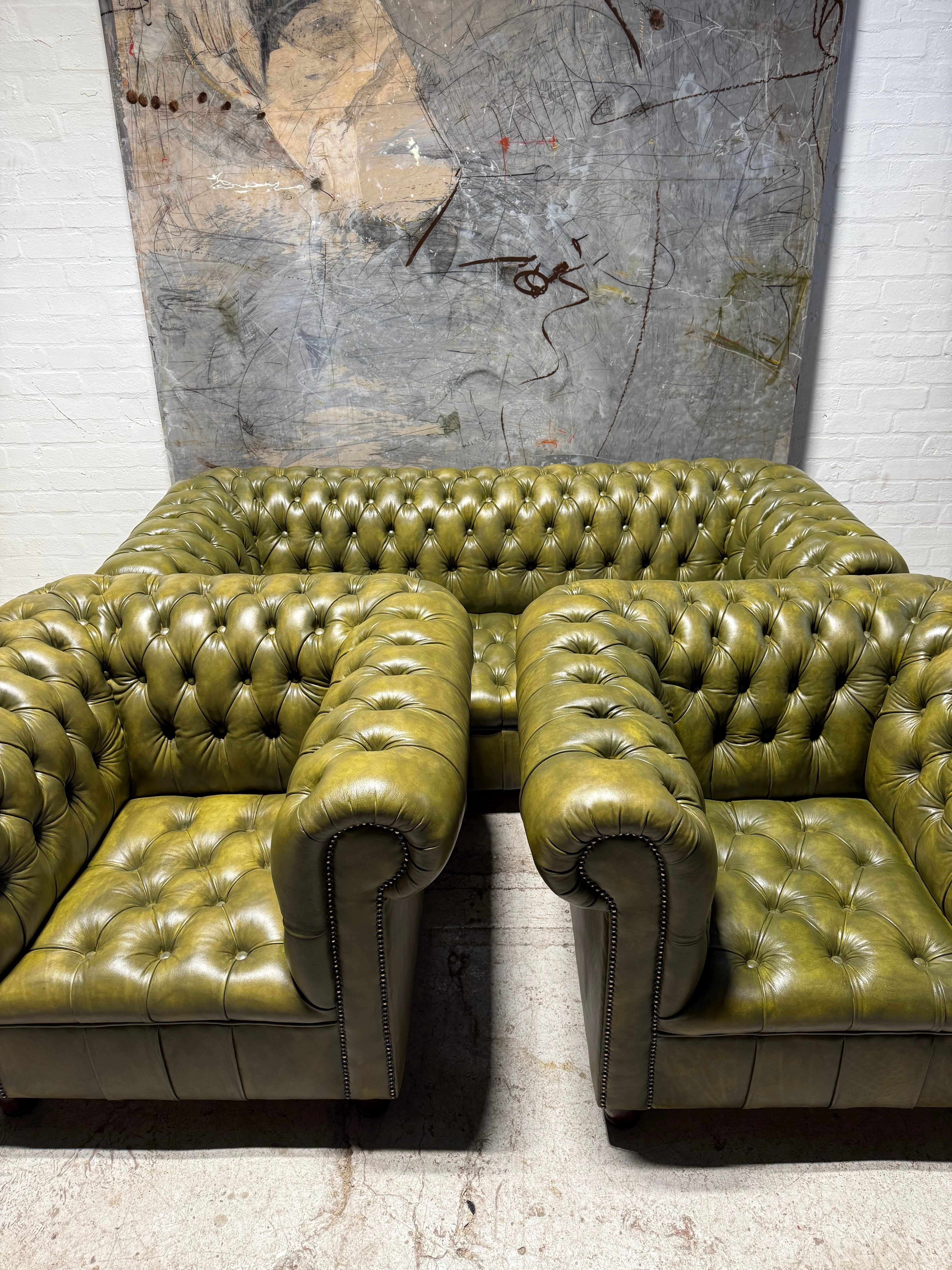 Fully Restored Late 20thc Leather Chesterfield 3 Piece Suite In Hand Dyed Olive Green