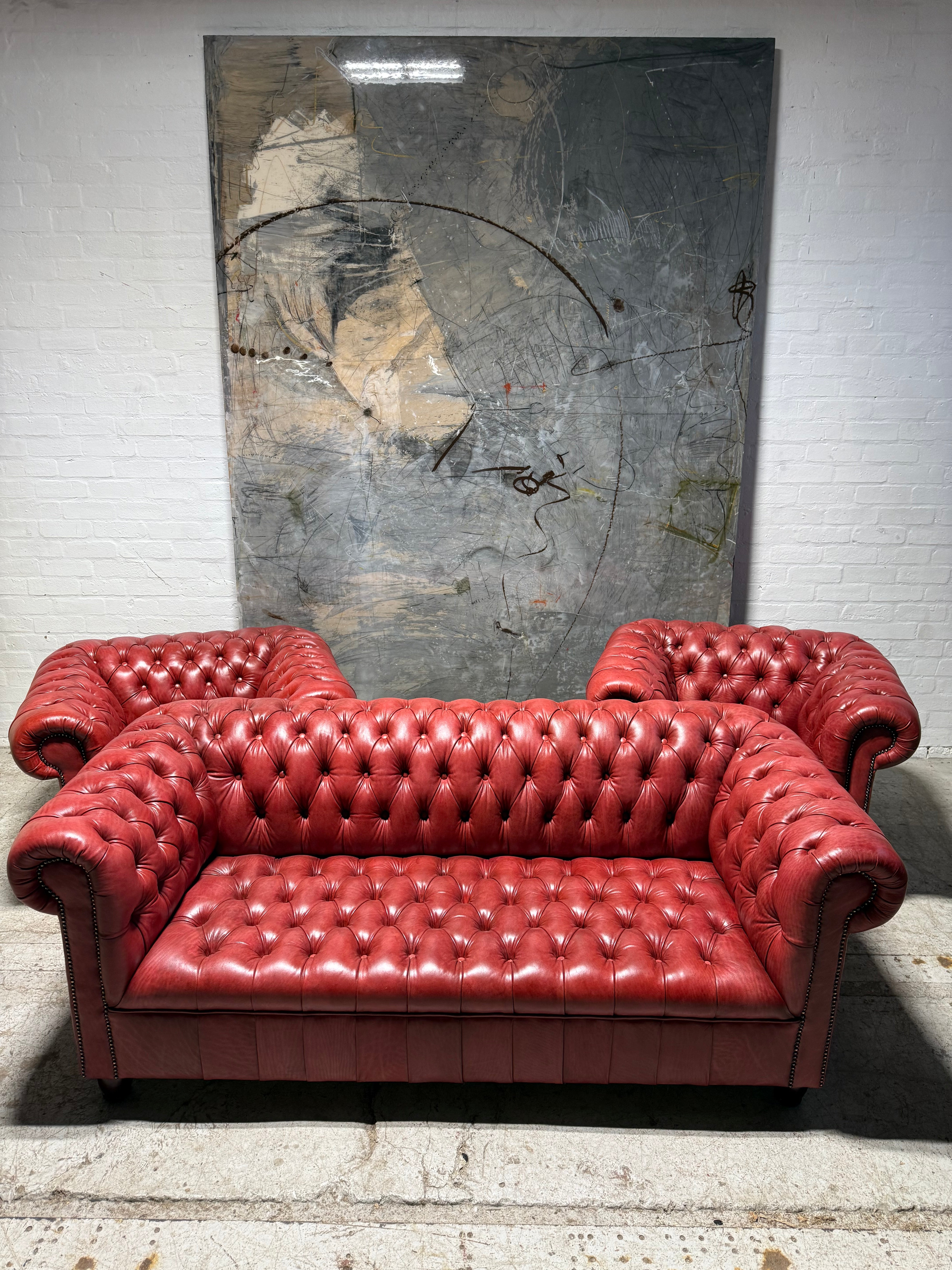 Fully Restored Late 20thc Leather Chesterfield 3 Piece Suite In Hand Dyed Pillar Box Red