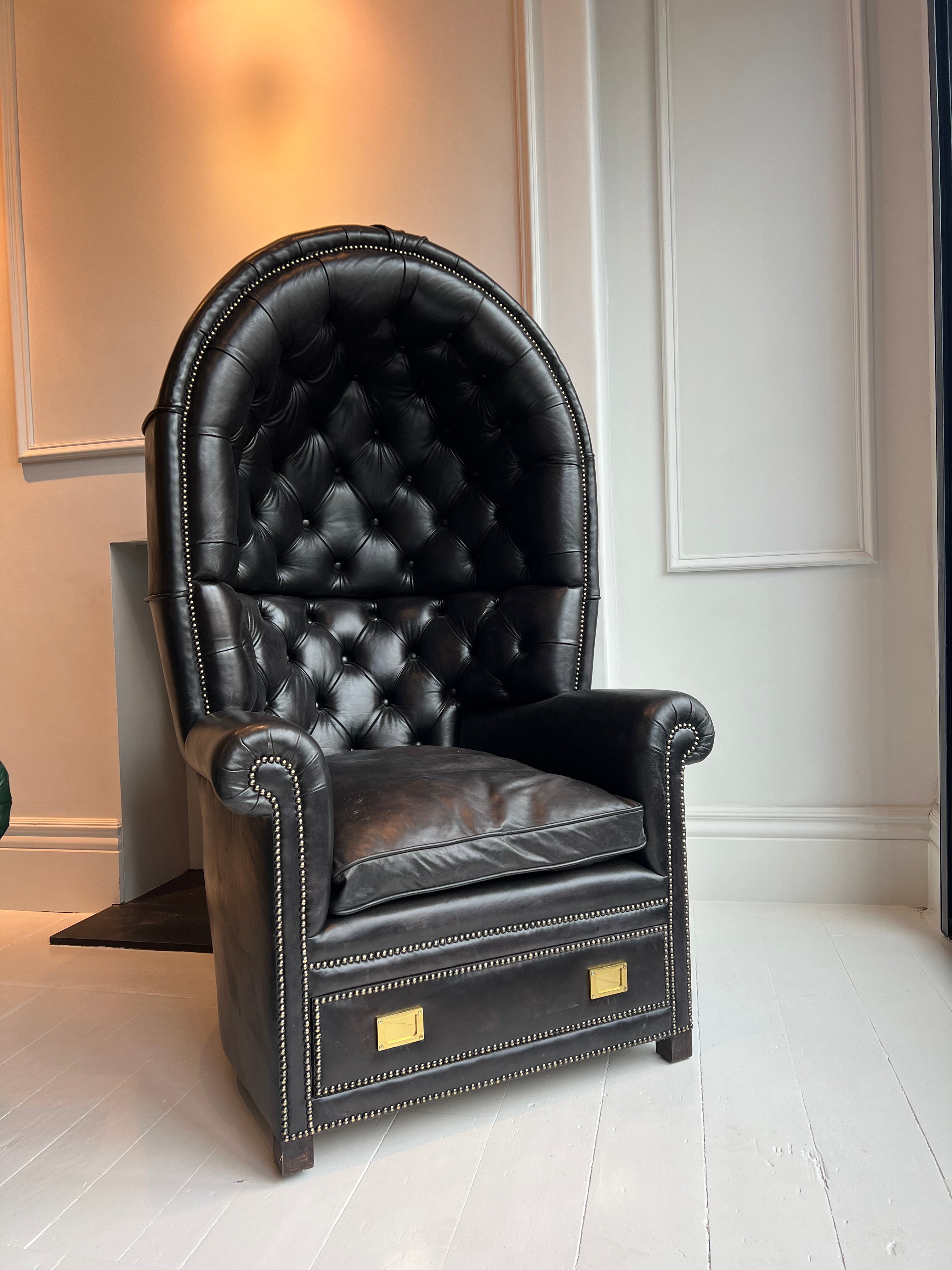 Downing Street Guards Chair