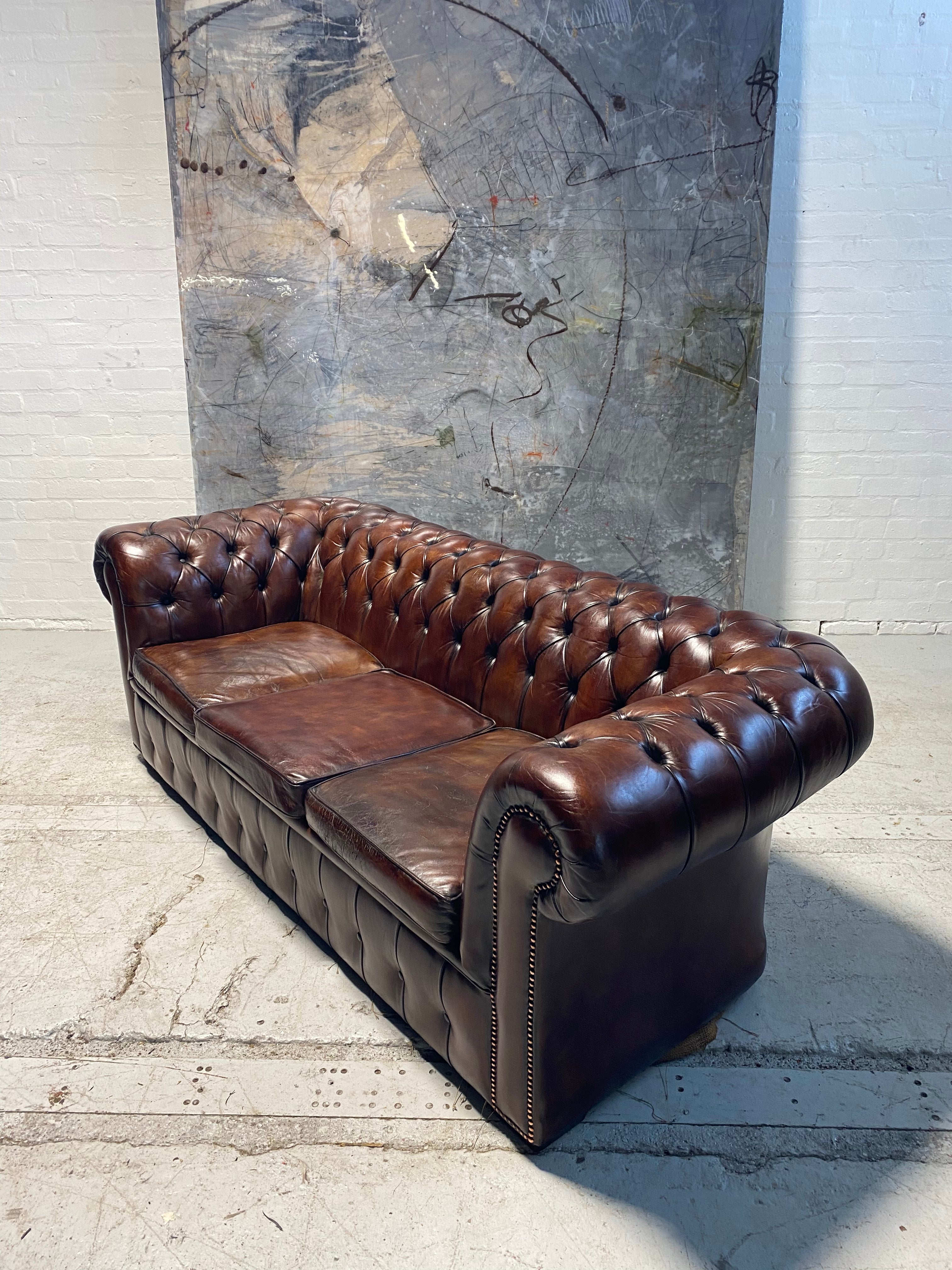 A Very Good Vintage MidC Chesterfield in Rich Browns