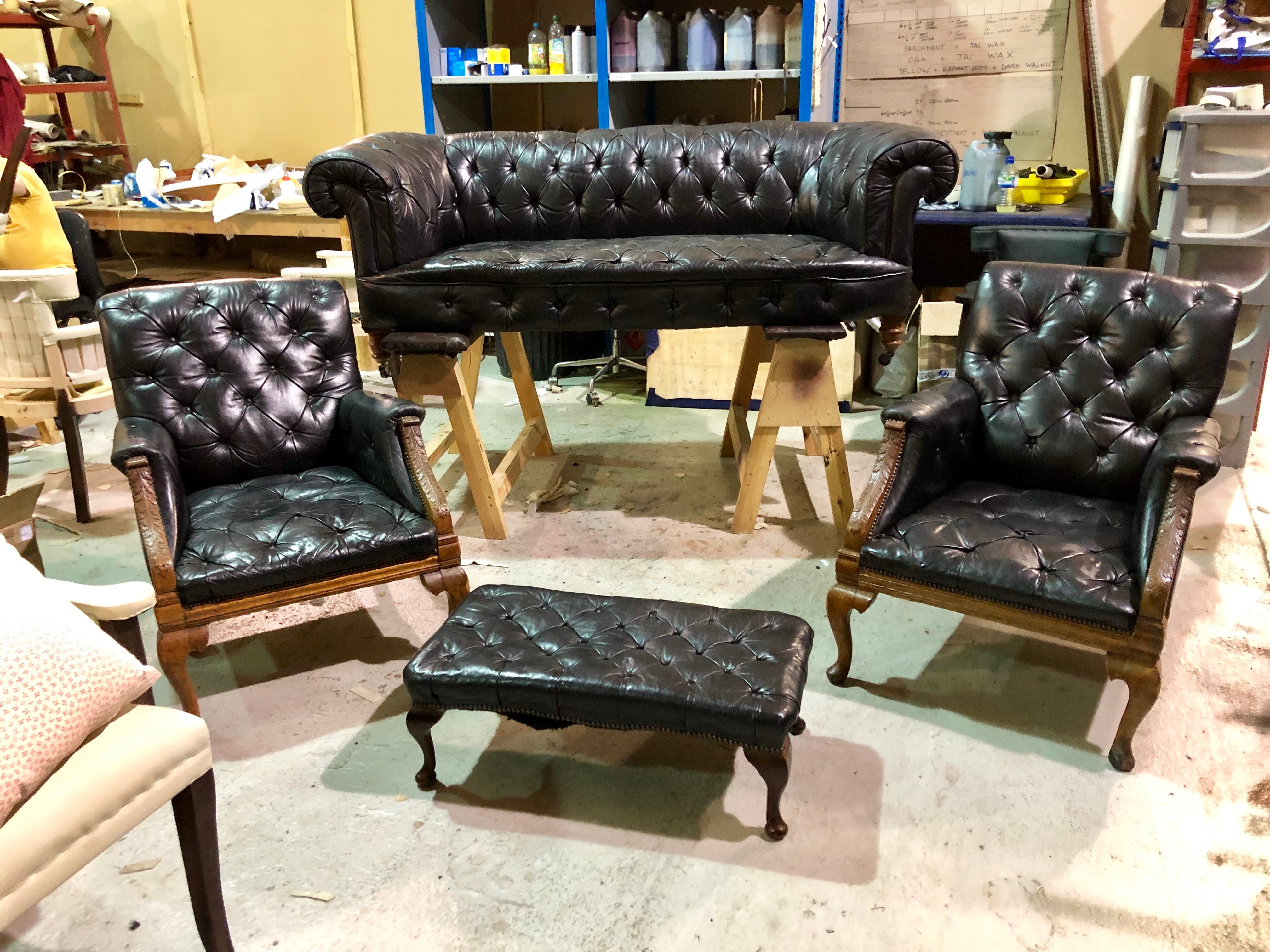 Very Regal - Antique 19thC Chesterfield Suite In Black