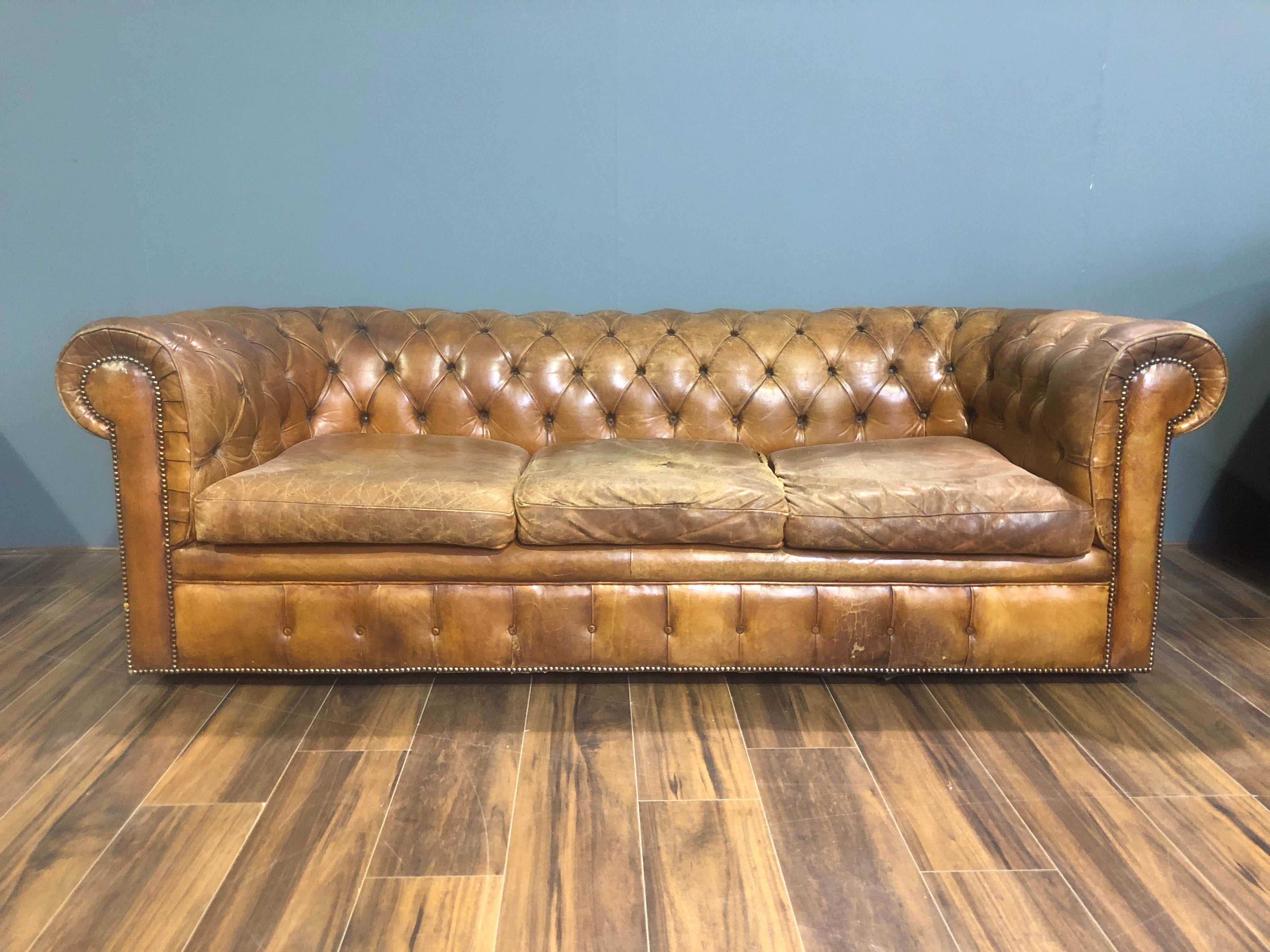 A Very Good MidC Vintage Leather Sofa