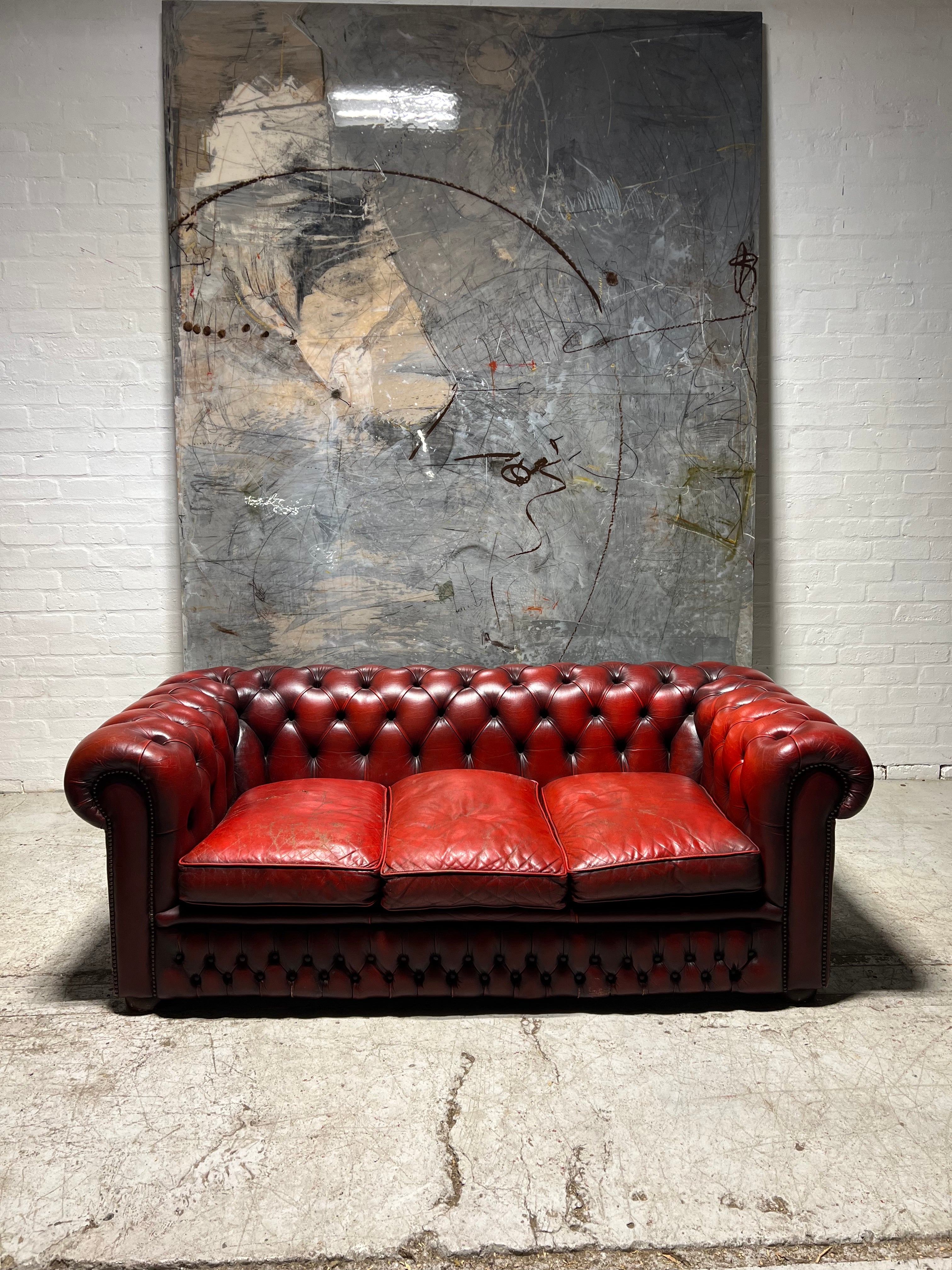 Amazing Value Leather Chesterfield Sofa in Reds