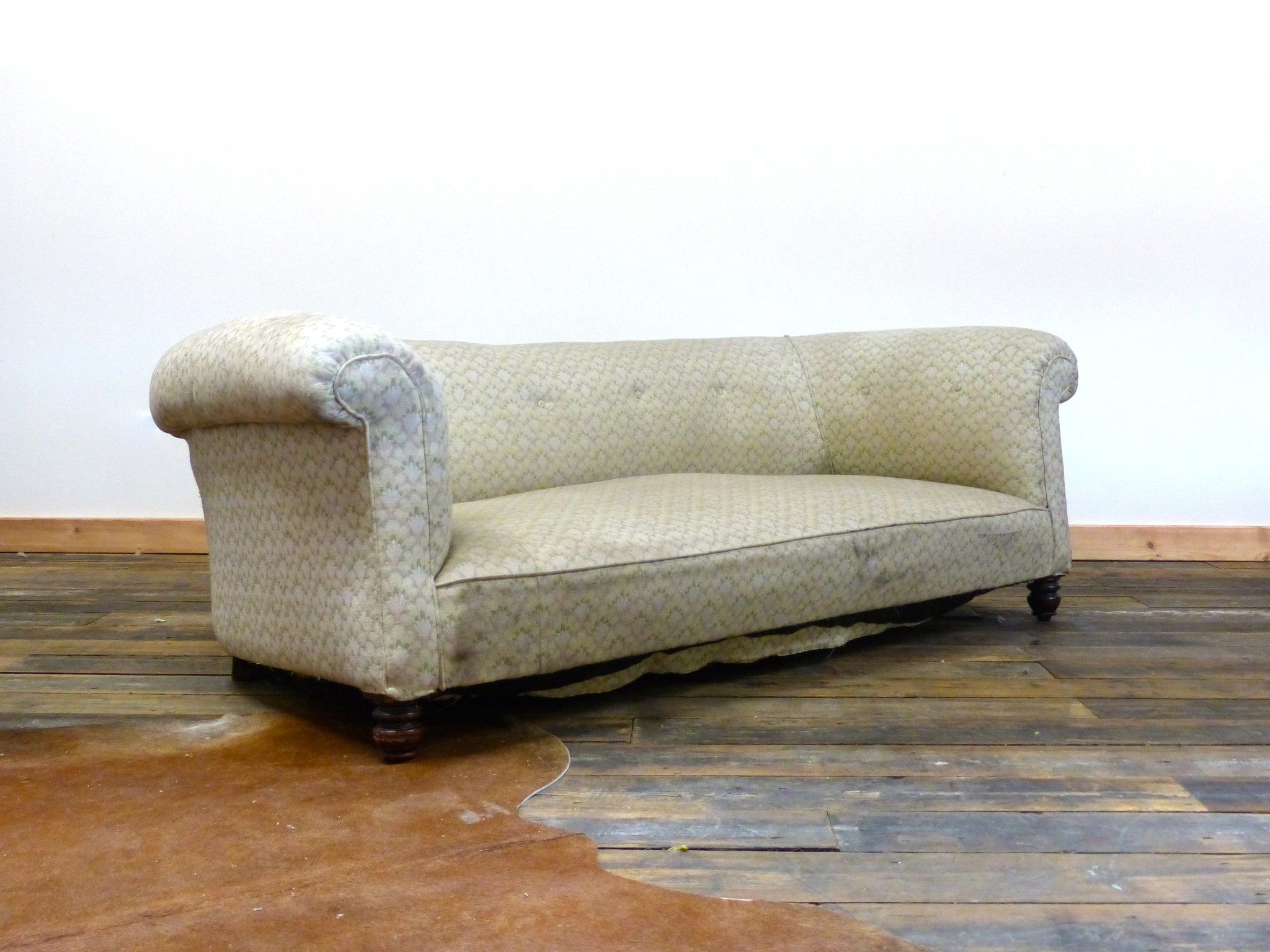 BEAUTIFUL 19TH CENTURY ORIGINAL HAND CRAFTED SOFA