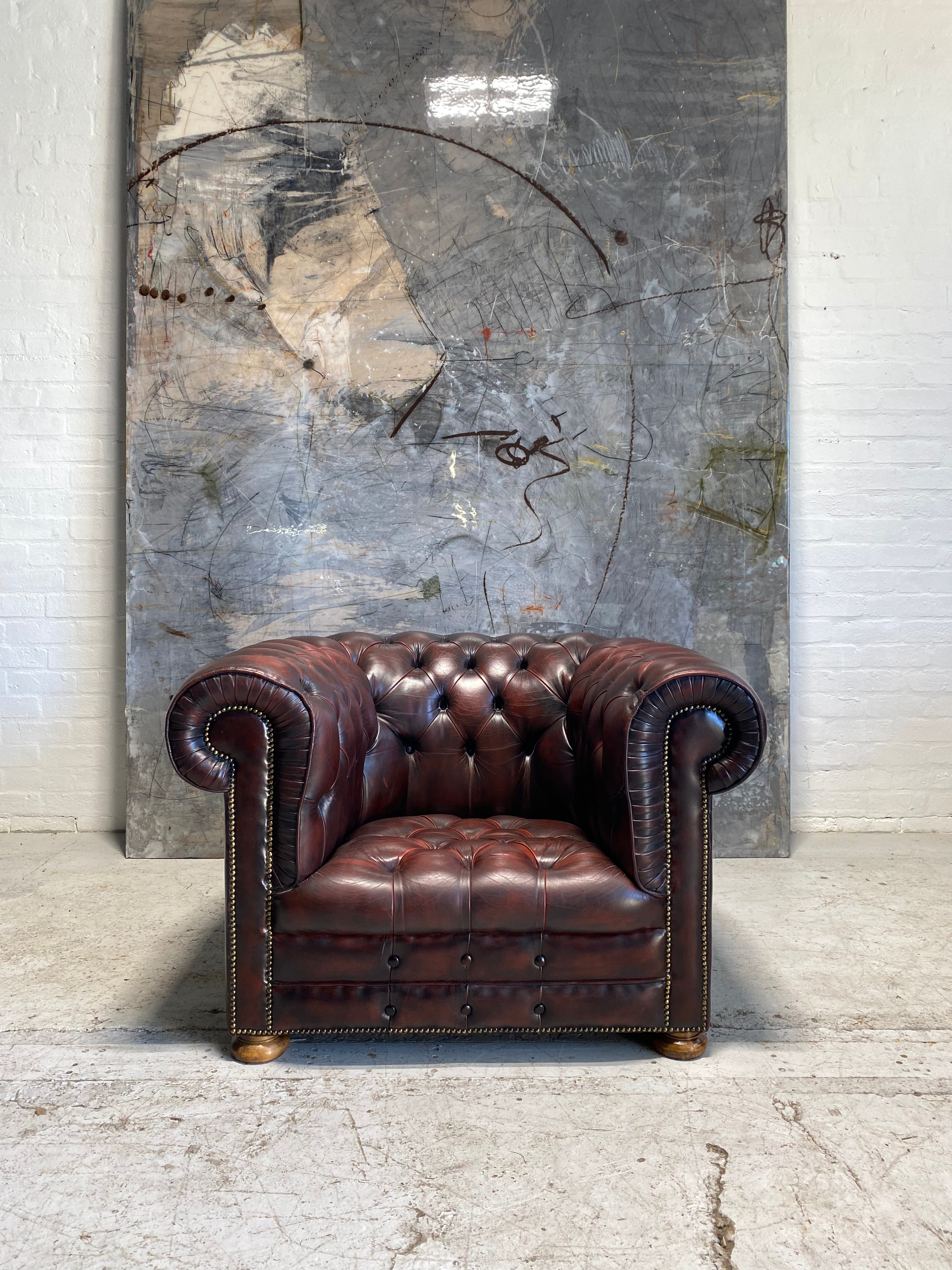 Very Good Vintage MidC Chesterfield Club Chair