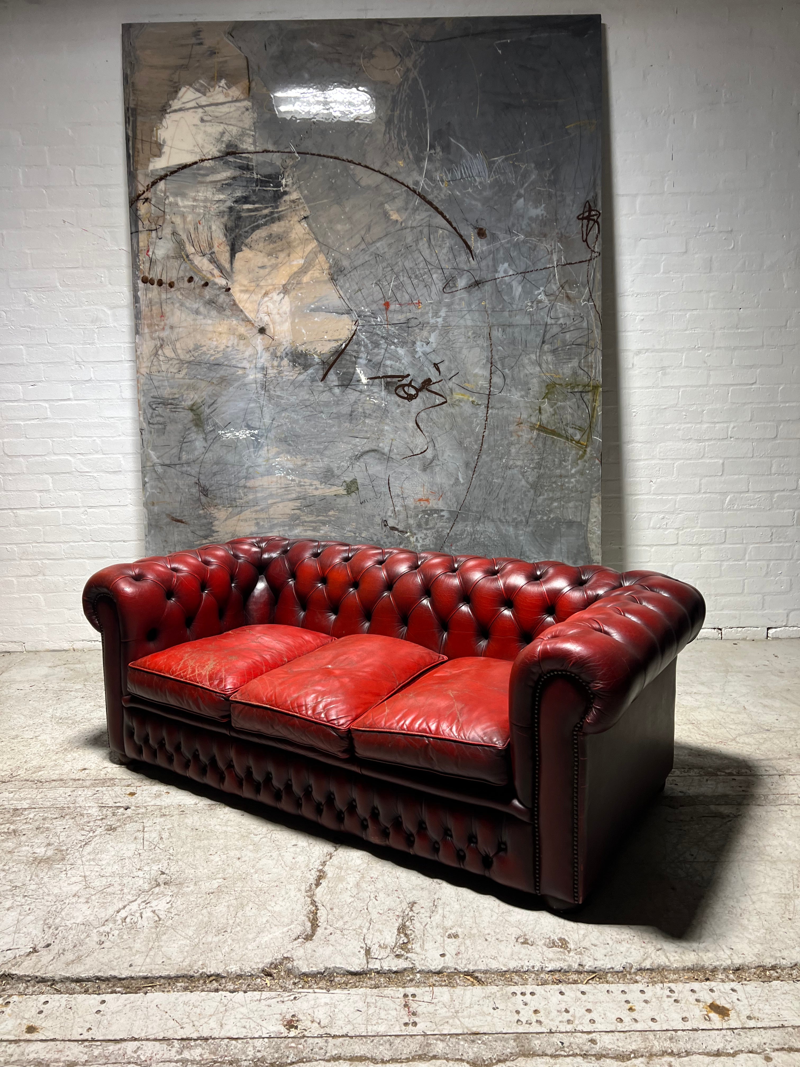 Amazing Value Leather Chesterfield Sofa in Reds