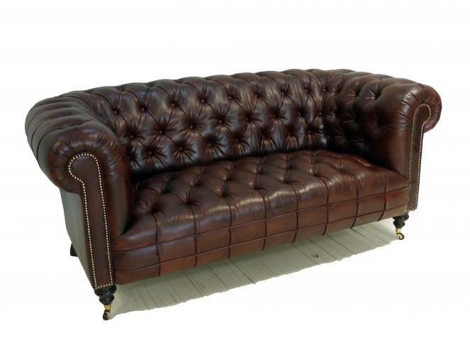 THE PELHAM SOFA IN BROWN