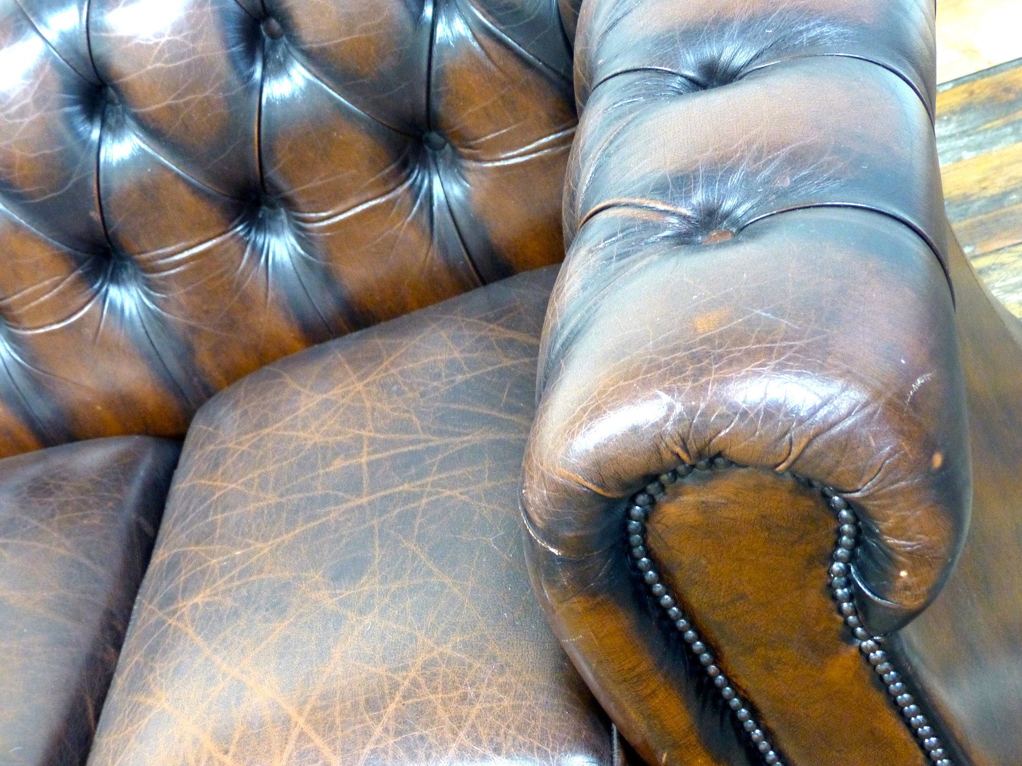 OXBLOOD LEATHER THREE SEATER