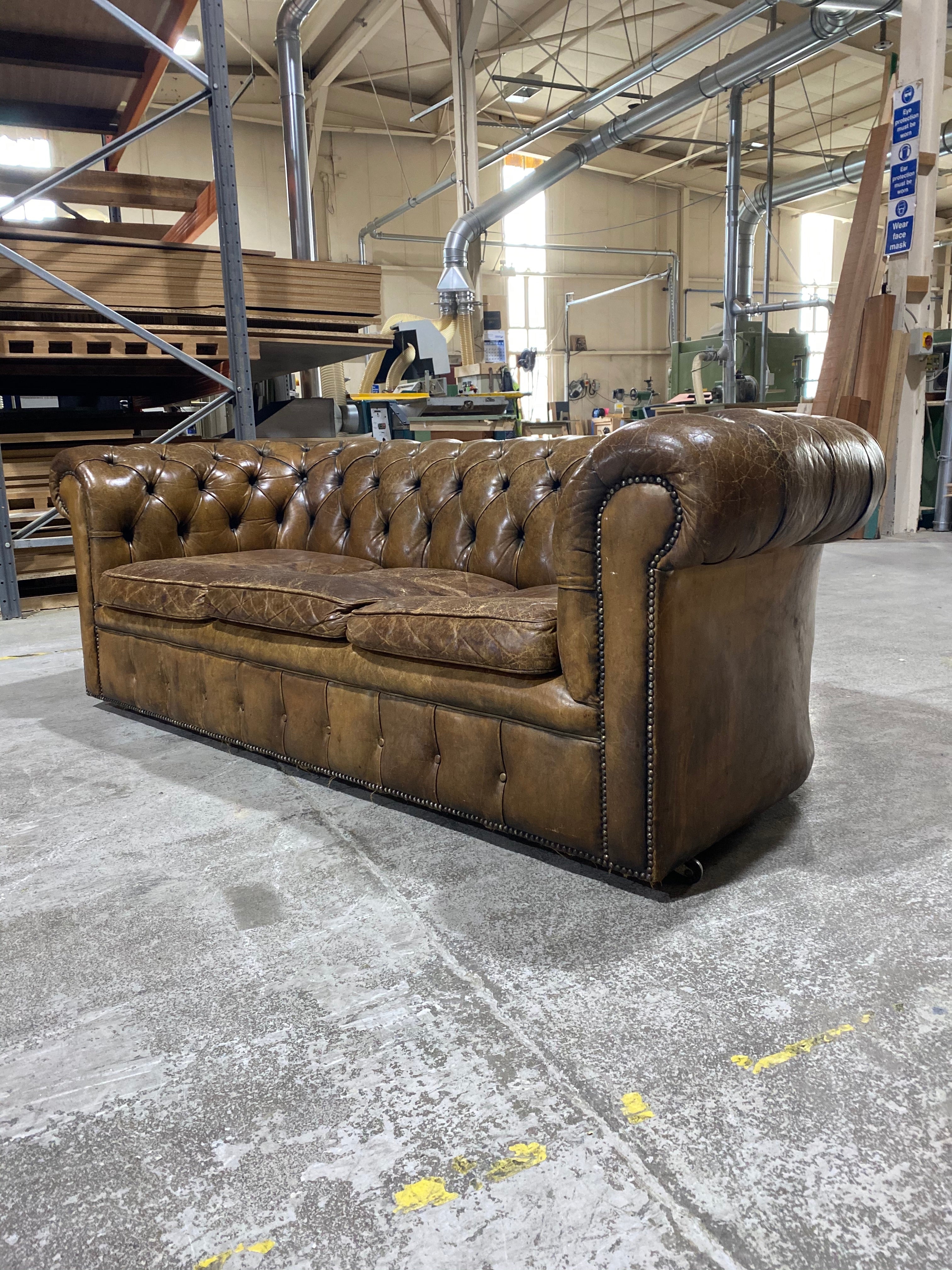 A Very Good MidC Chesterfield in Original Leather