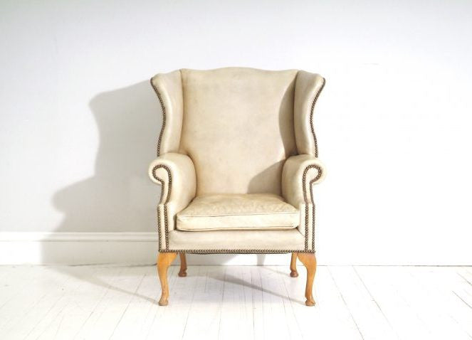 VINTAGE WING BACK QUEEN ANNE CHAIR : PARCHMENT