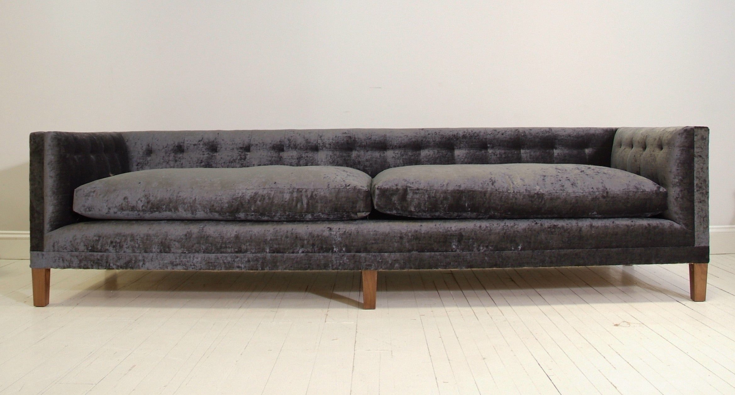 THE EMILIA SOFA