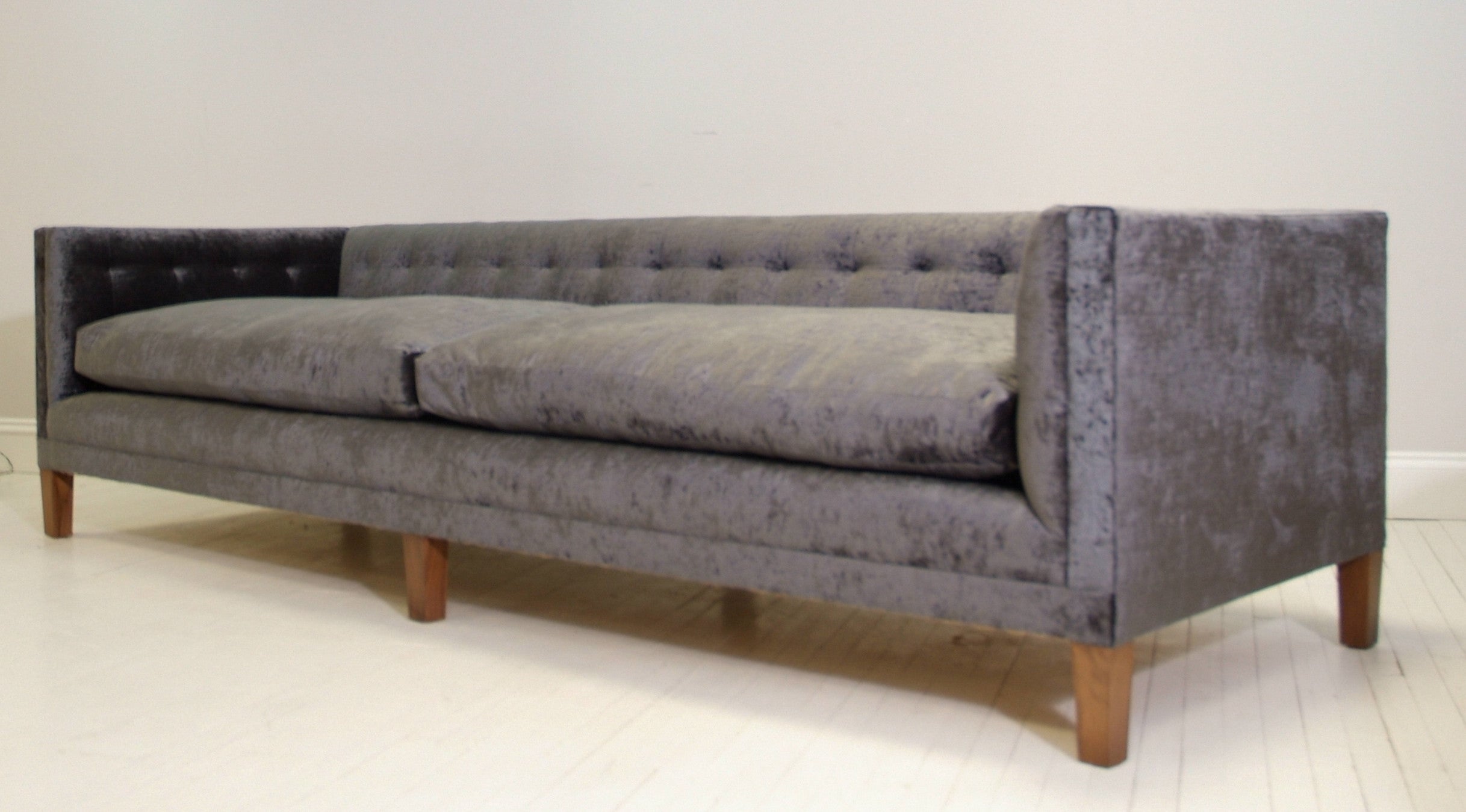 THE EMILIA SOFA