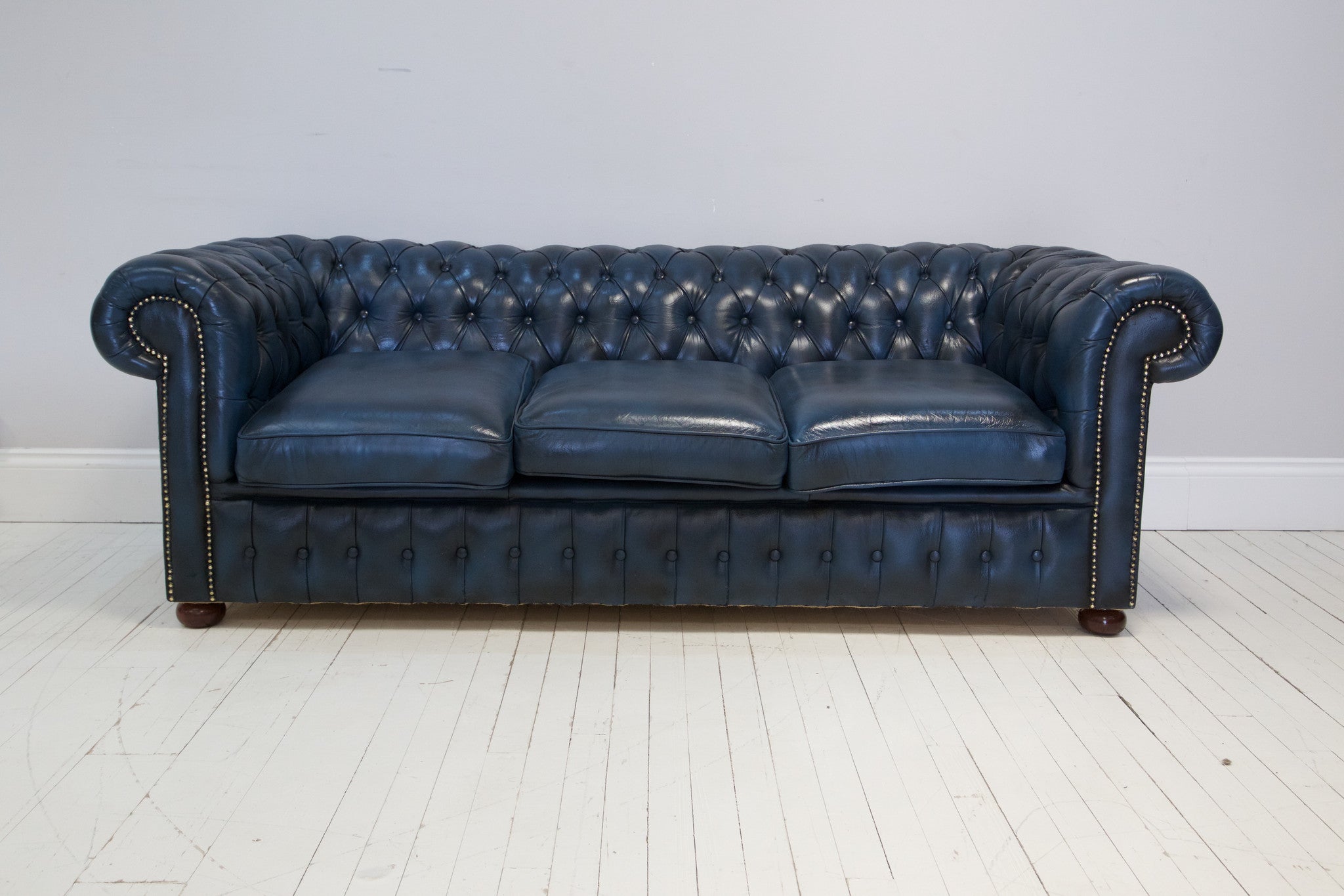 BEAUTIFULLY RESTORED THREE SEAT CHESTERFIELD