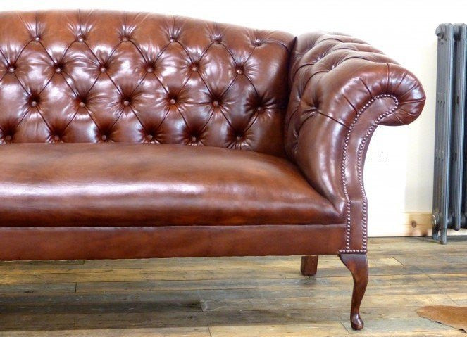 ROCKINGHAM CHIPPENDALE SOFA: LIGHT CHESTNUT