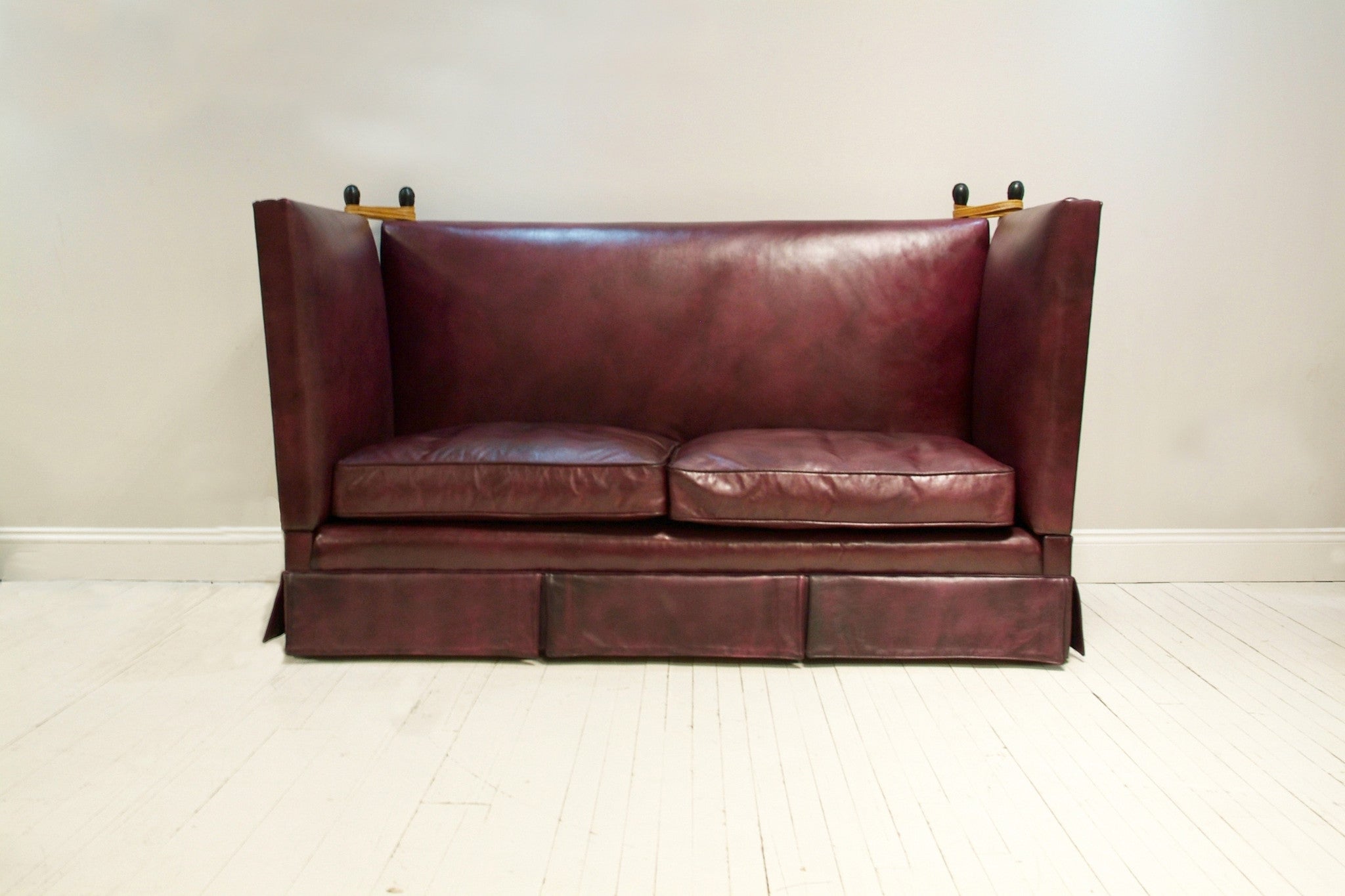 FULLY RESTORED EARLY 20THX KNOLE SOFA