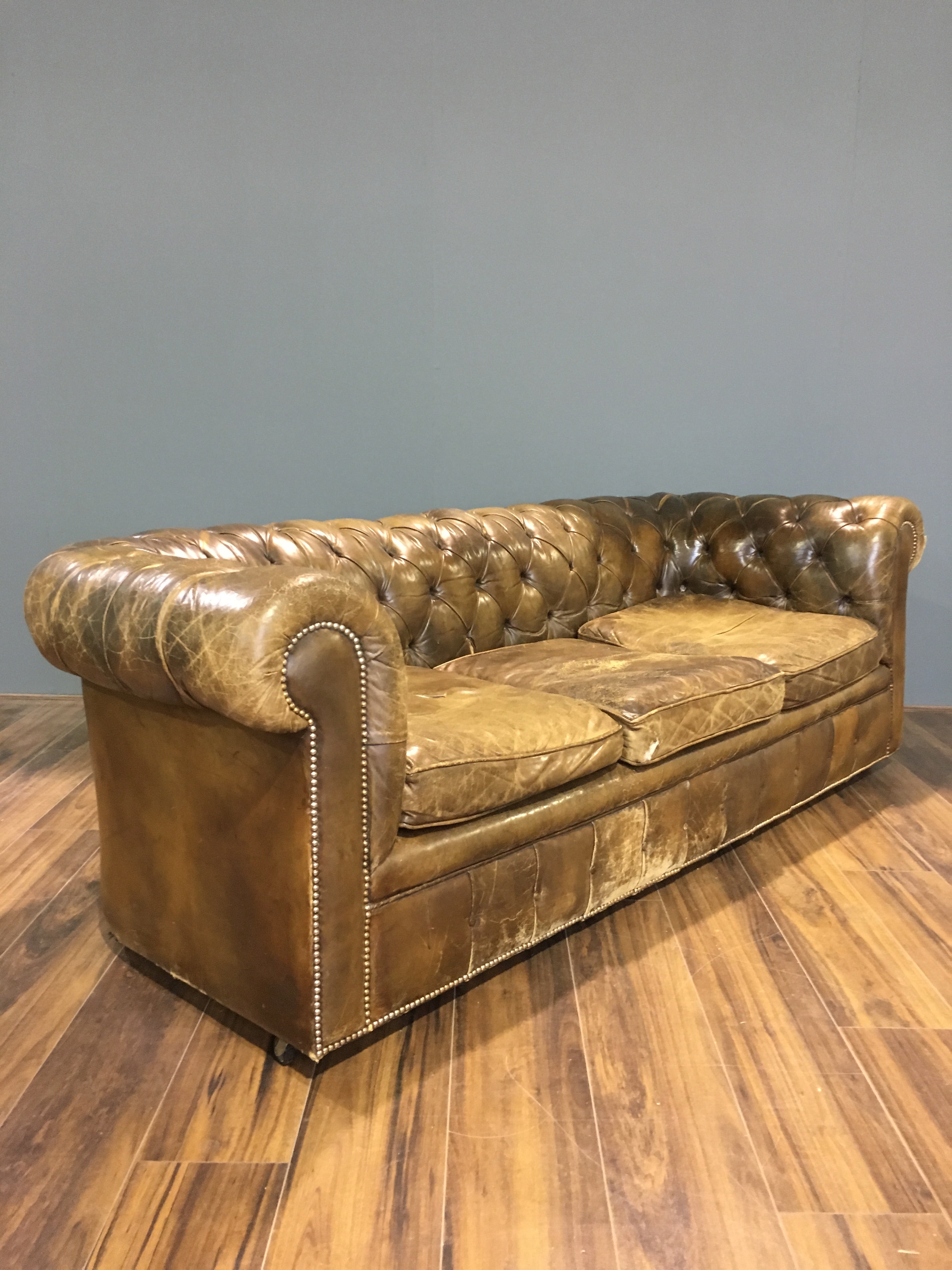 MidC Vintage Sofa in Original Leather