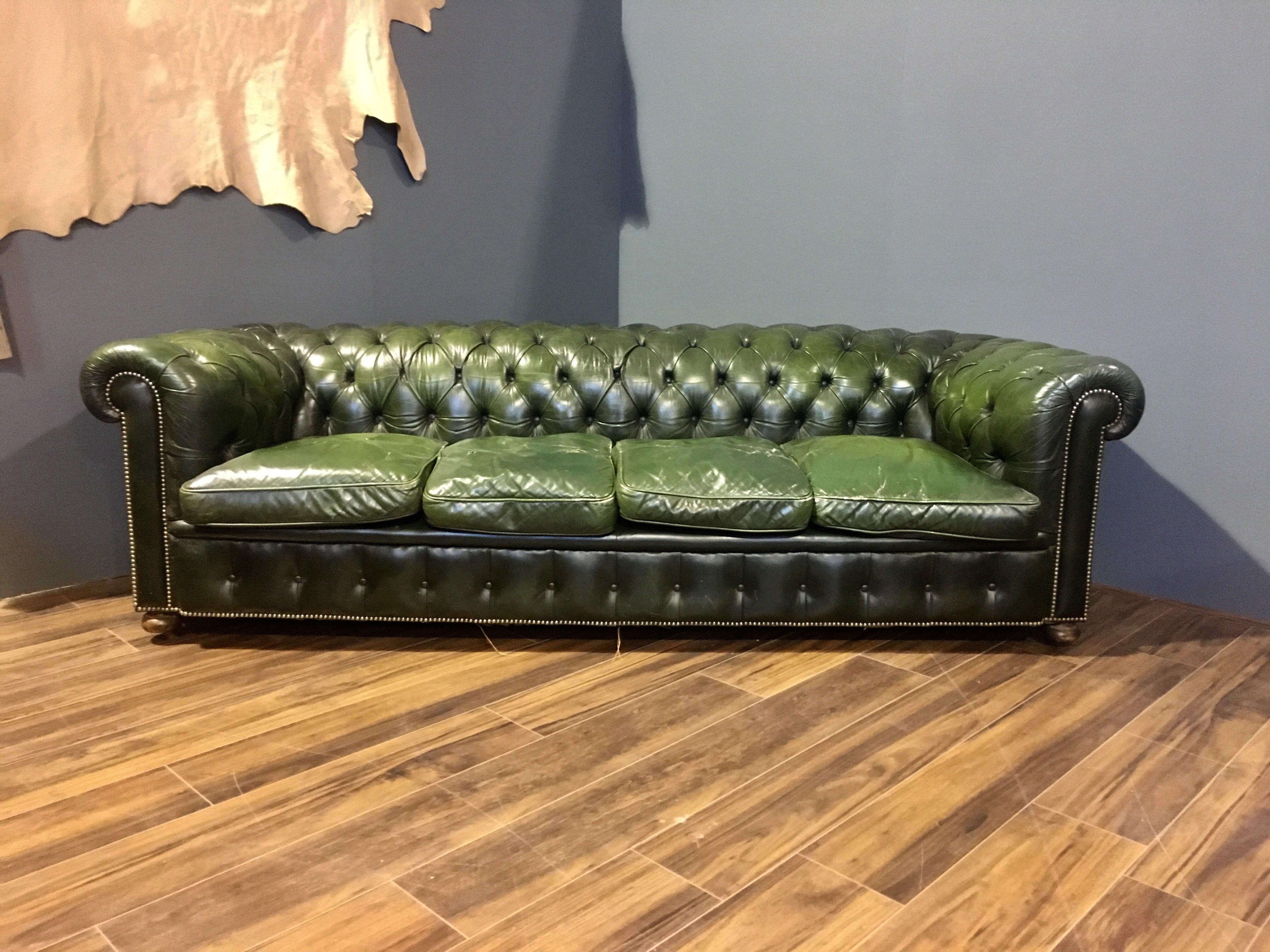 Fine Vintage Rich Green Leather Chesterfield Chair