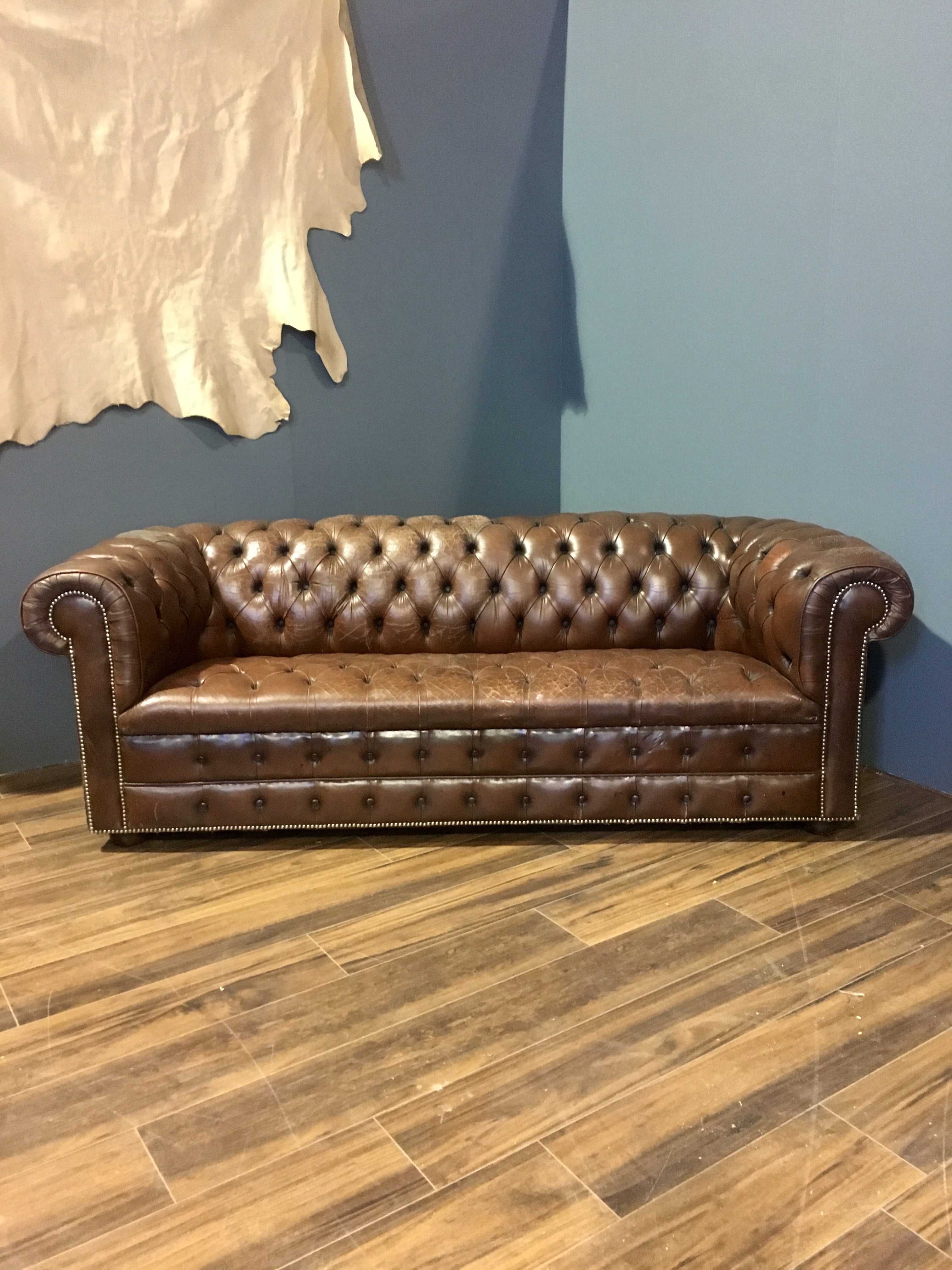 Lovely Conker Tan MidC Chesterfield