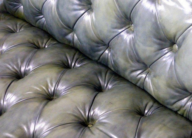 THE WILMINGTON SOFA: OLIVE GREEN