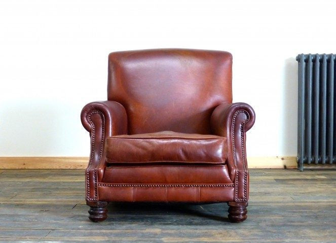 THE WESTMINSTER ARMCHAIR : BURNT TAN