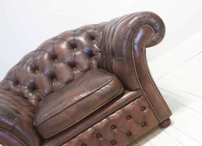 THE ROSEBERY CHESTERFIELD CHAIR : CHESTNUT