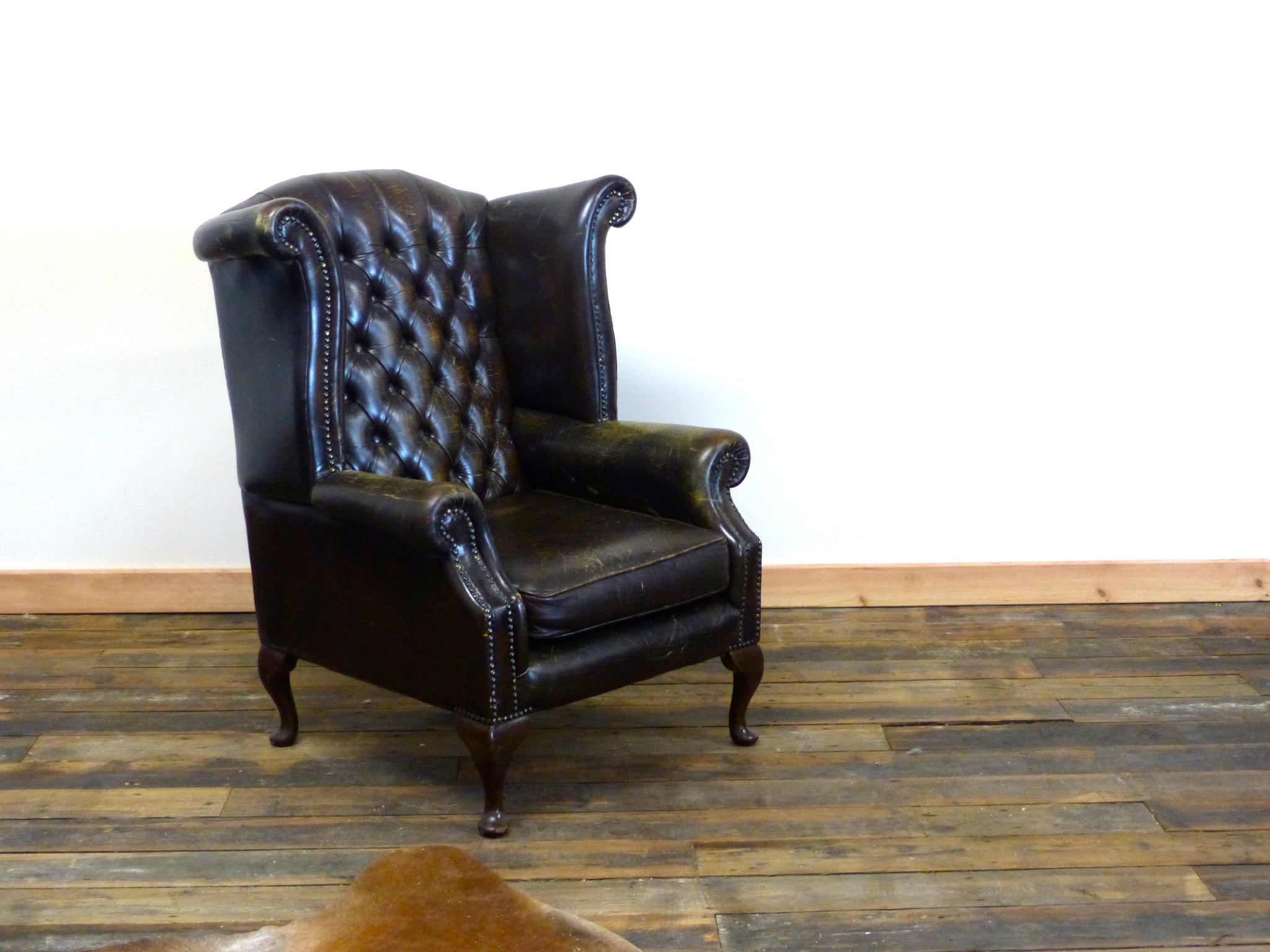 RUSTIC BROWN QUEEN ANNE WING BACK CHAIR