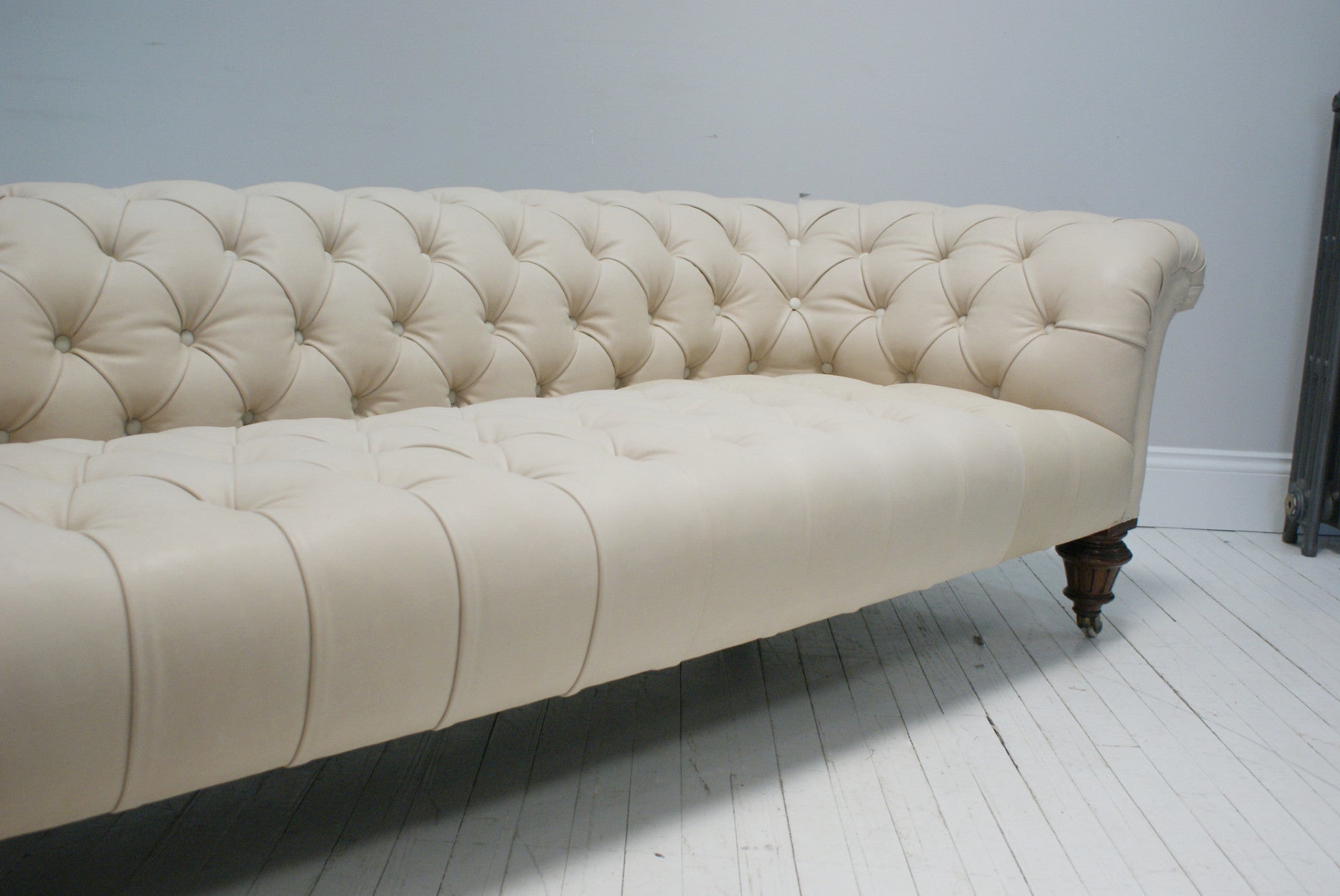 ANTIQUE WILLIAM IV CHESTERFIELD