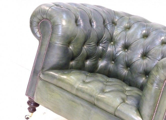 THE WILMINGTON CHESTERFIELD CLUBCHAIR, OLIVE