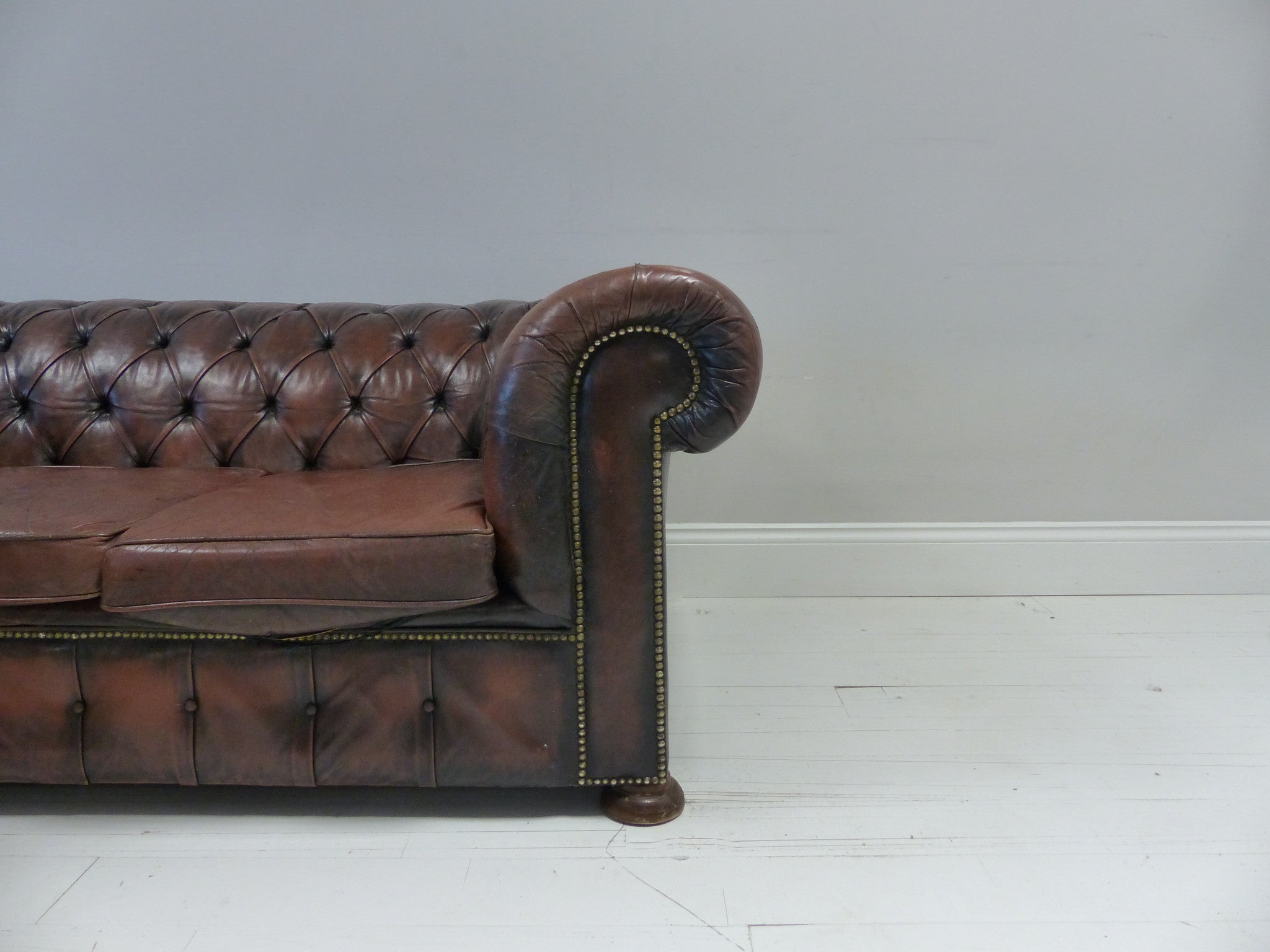 VINTAGE COIL SPRUNG CHESTERFIELD