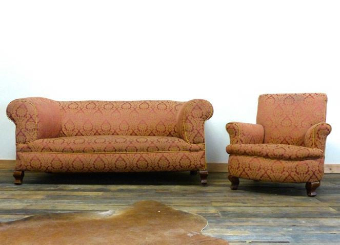 WONDERFUL 19TH CENTURY FULLY COIL SPRUNG SOFA AND CHAIR