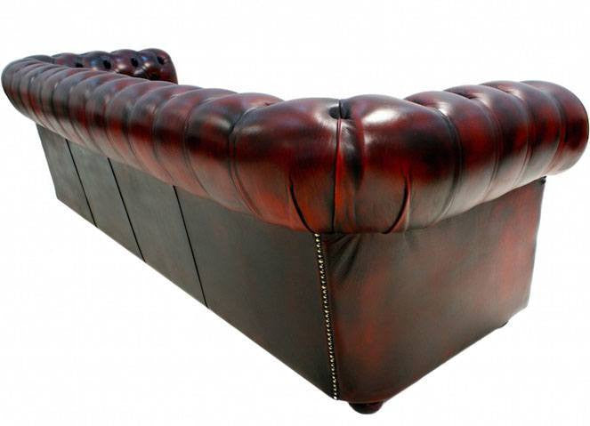 STUNNING FLAT SEAT CHESTERFIELD