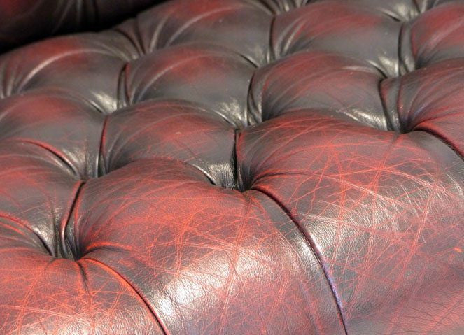 LOVELY VINTAGE OXBLOOD CHESTERFIELD SUITE