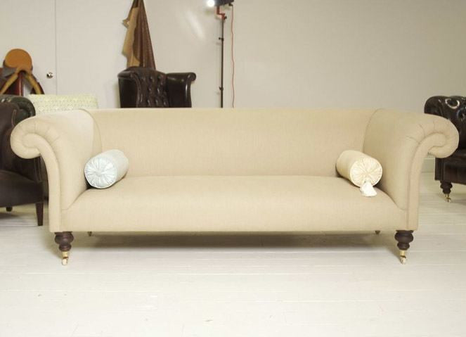 Palmerston Chesterfield: Cream Linen Fabric